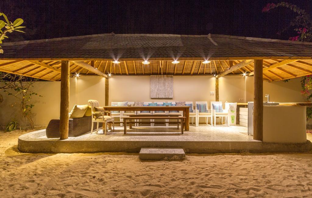Villa Shelra Gili Meno Exteriör bild