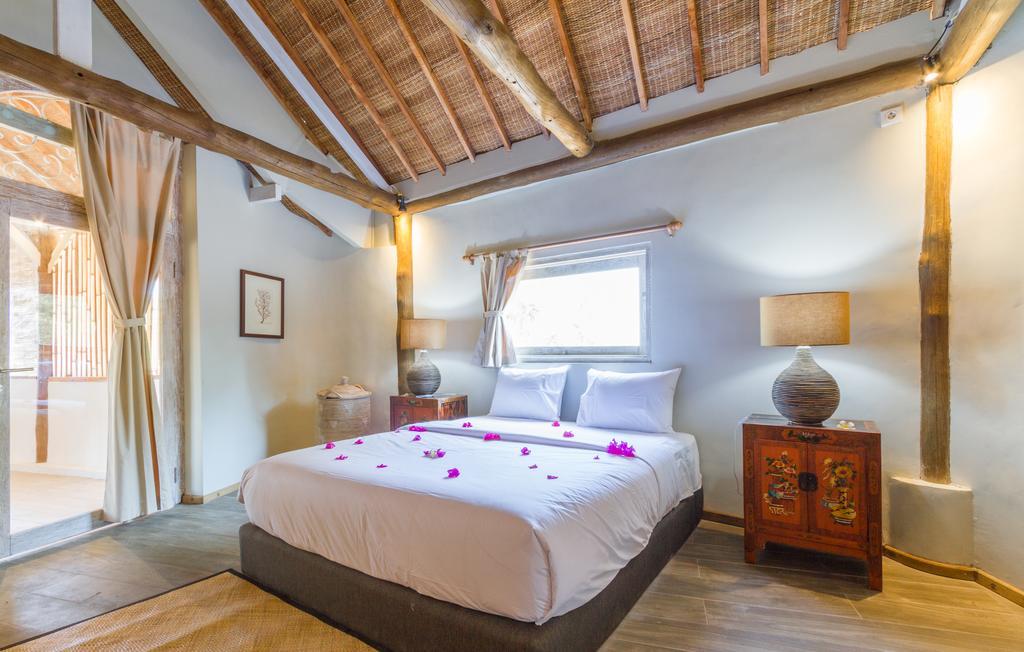Villa Shelra Gili Meno Exteriör bild