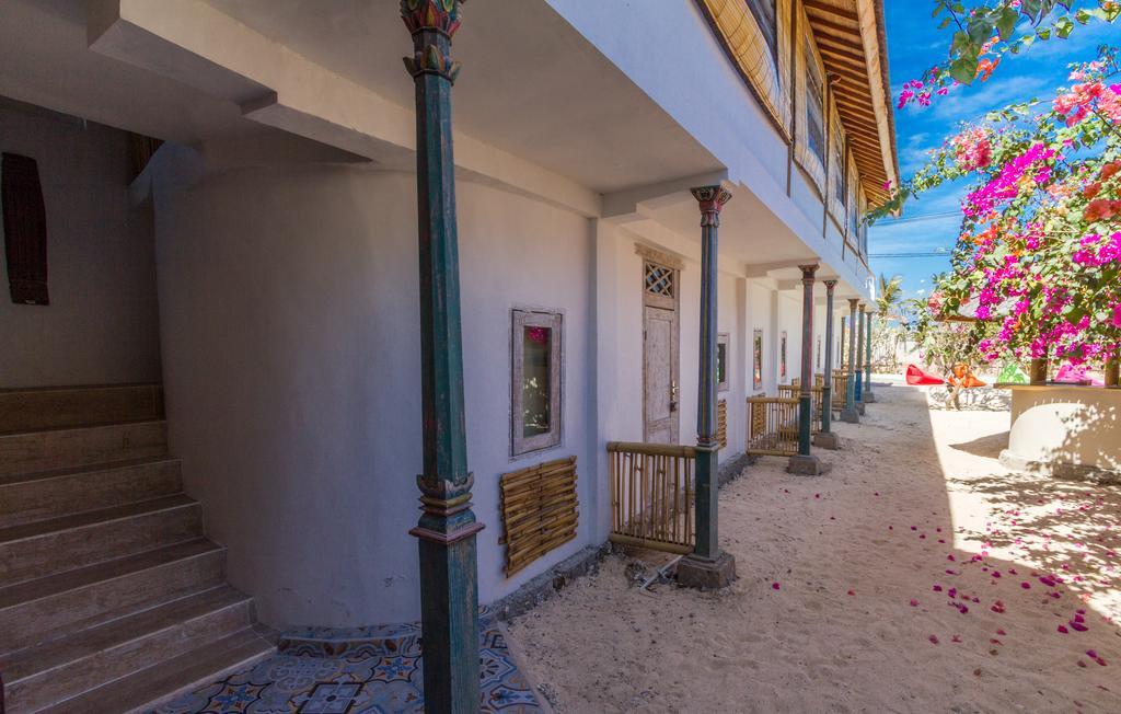 Villa Shelra Gili Meno Exteriör bild